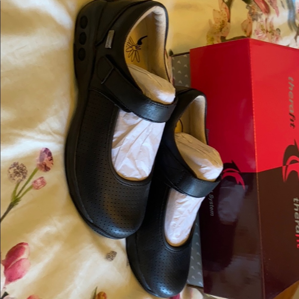 Therafit Mary Jane shoe